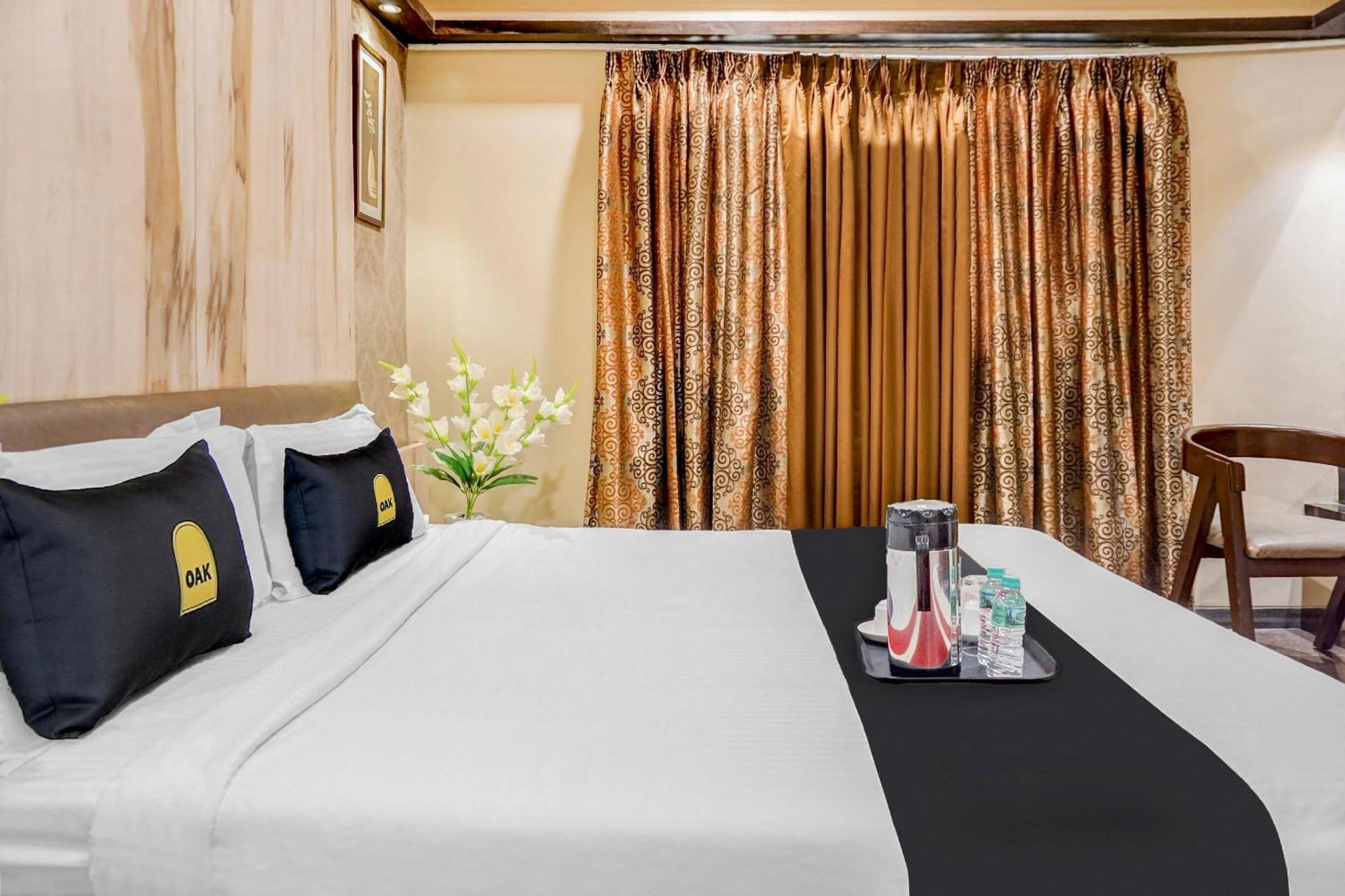 Hotel Tej Inn Plaza Near Igi Airport Delhi New Delhi Exteriör bild