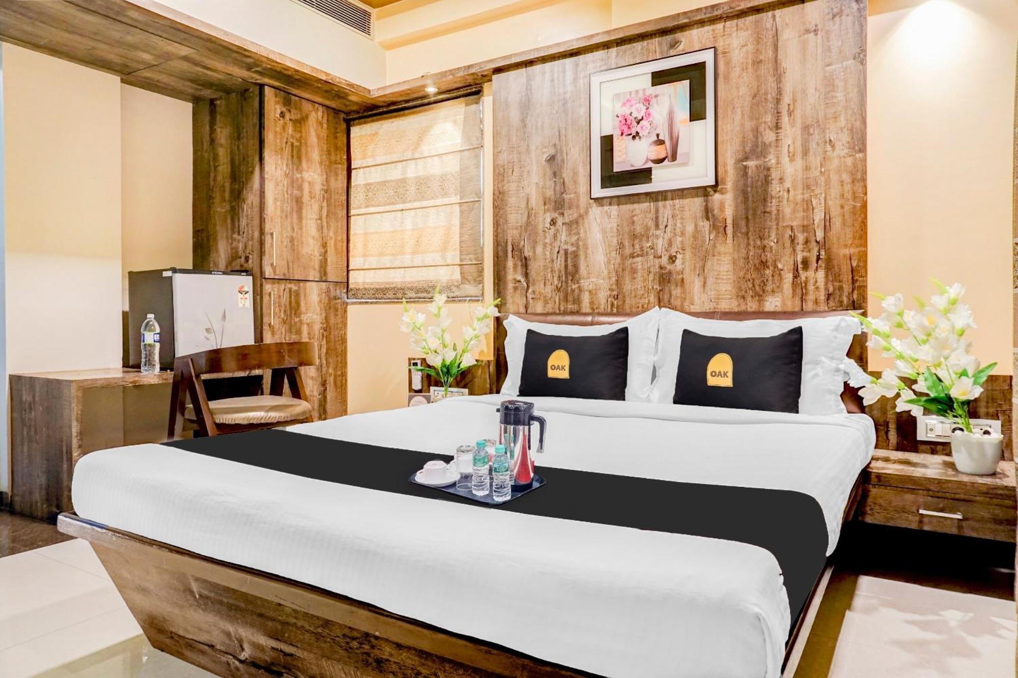 Hotel Tej Inn Plaza Near Igi Airport Delhi New Delhi Exteriör bild